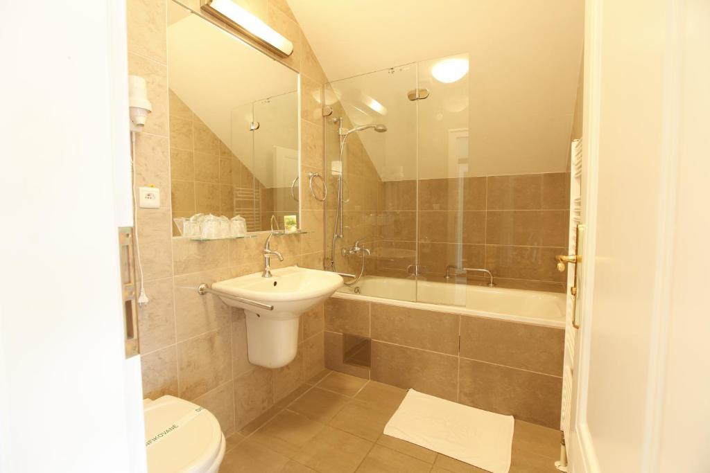Hotel Sandor Pavillon Piest'any Quarto foto