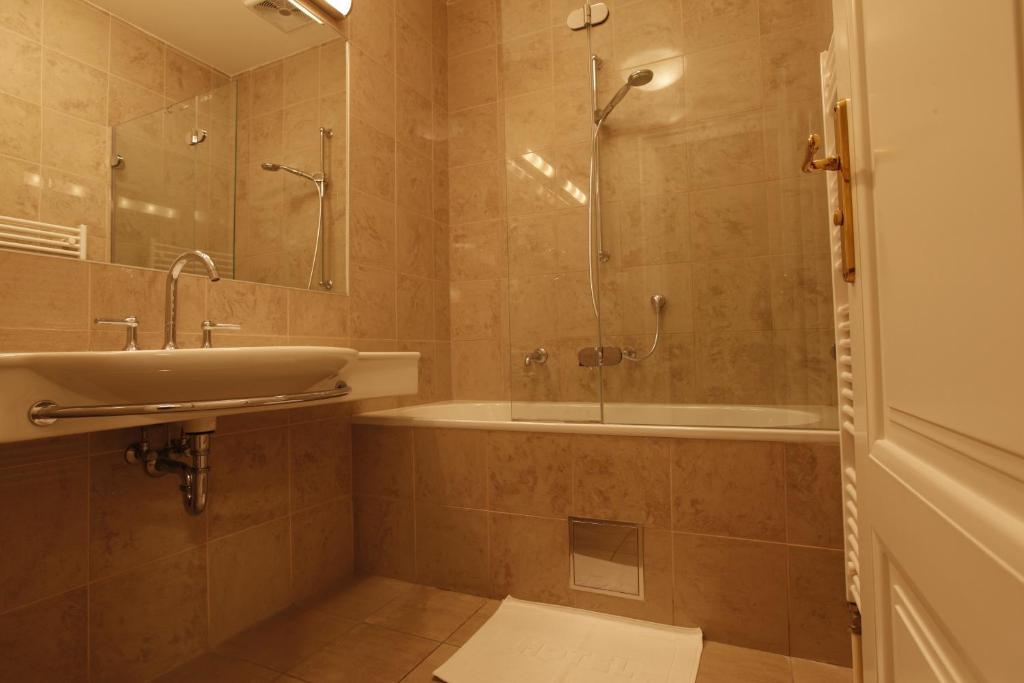 Hotel Sandor Pavillon Piest'any Quarto foto